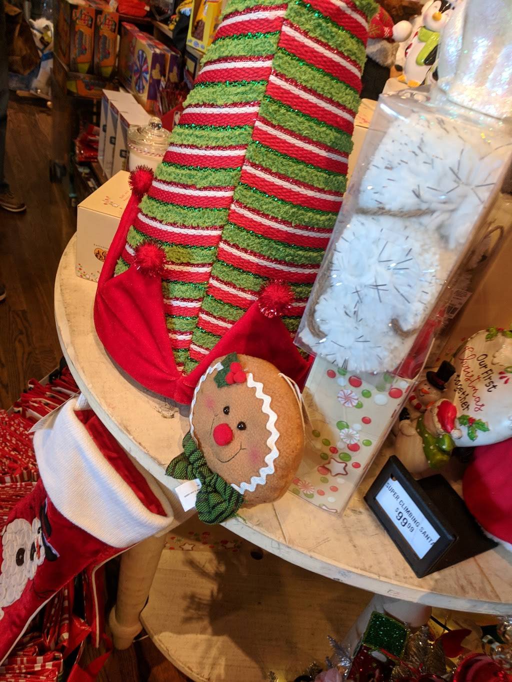 Cracker Barrel Old Country Store | restaurant | 4011 Ulmerton Rd, Clearwater, FL 33762, USA | 7275728685 OR +1 727-572-8685