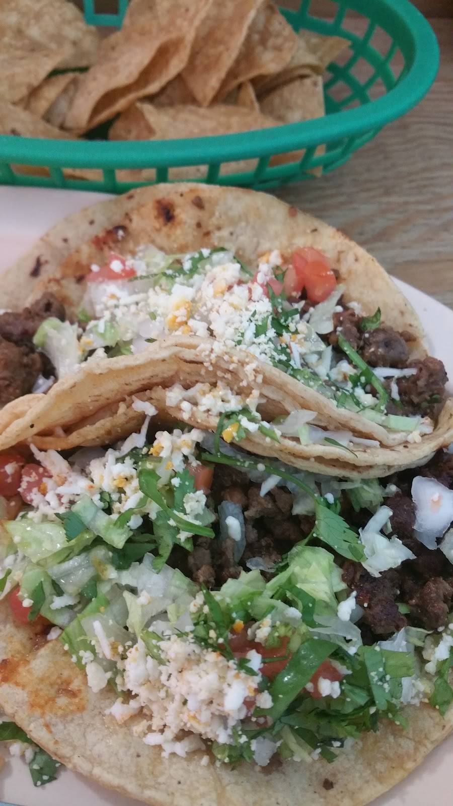 La Palma | restaurant | 2040 Indianapolis Blvd, Whiting, IN 46394, USA | 2196592152 OR +1 219-659-2152