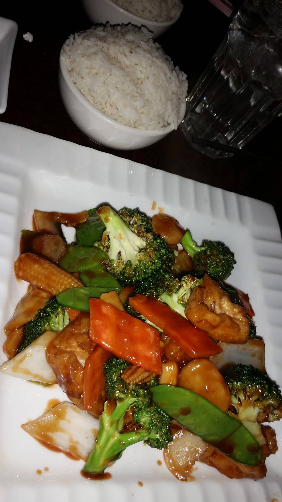 J J Asian Cuisine | restaurant | 627 Main St, Harleysville, PA 19438, USA | 2152568688 OR +1 215-256-8688