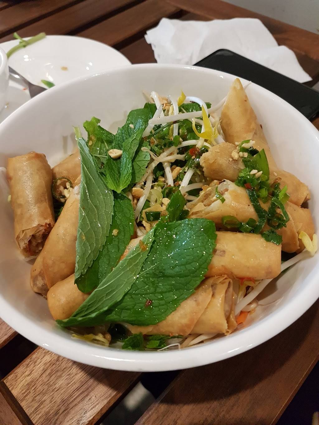 Hoa Viet Restaurant | restaurant | 5060 Madison Ave, Sacramento, CA 95841, USA | 9163313888 OR +1 916-331-3888