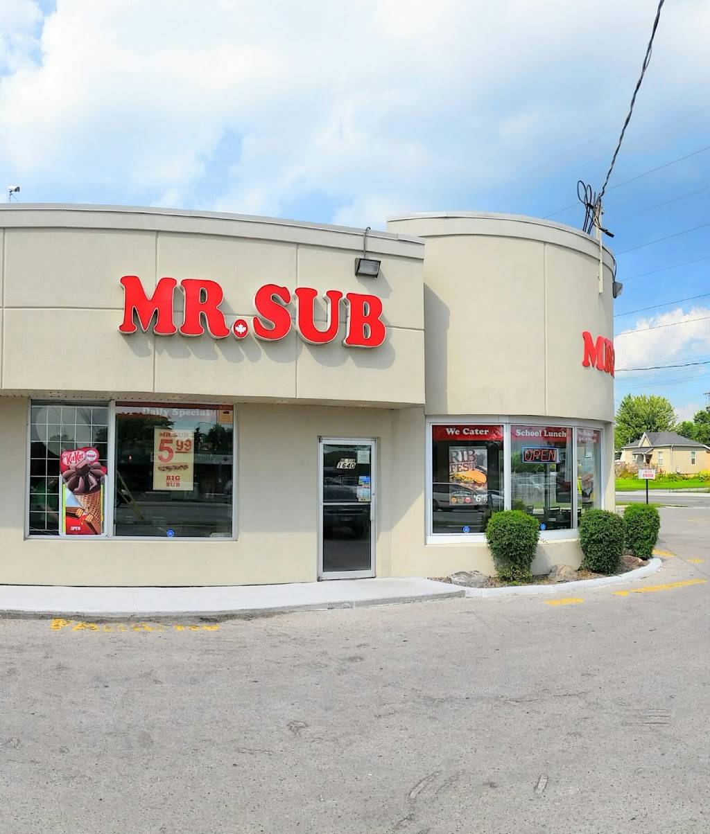 Mr.Sub | restaurant | 1640 Dundas St, London, ON N5W 3C4, Canada | 5194537590 OR +1 519-453-7590