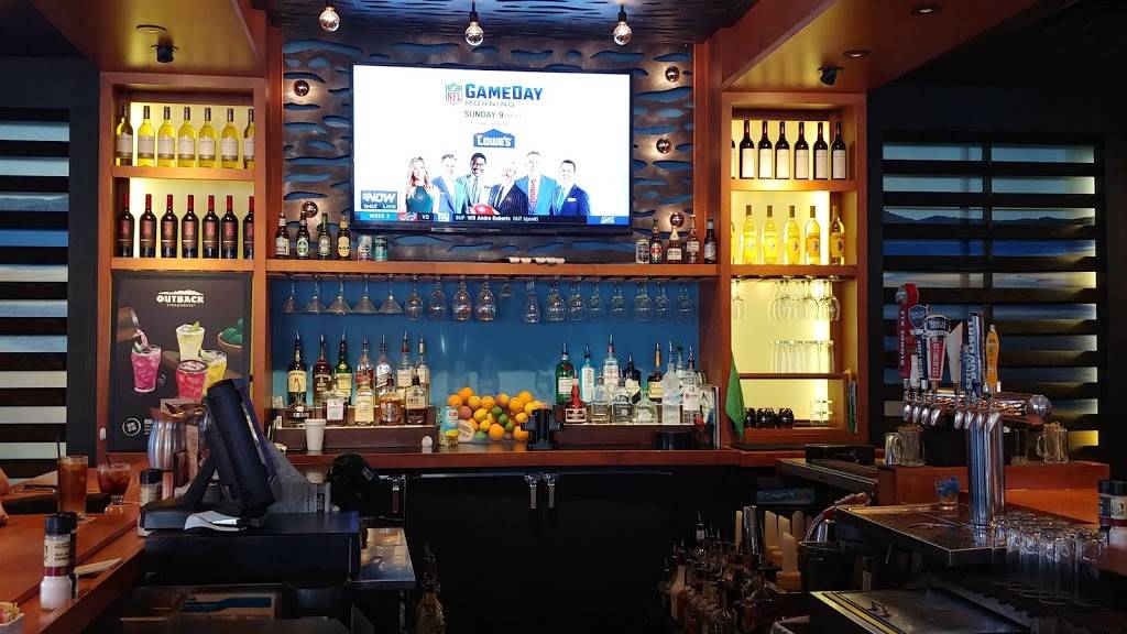 Outback Steakhouse | restaurant | 813 Airport Fwy, Hurst, TX 76053, USA | 8172850004 OR +1 817-285-0004