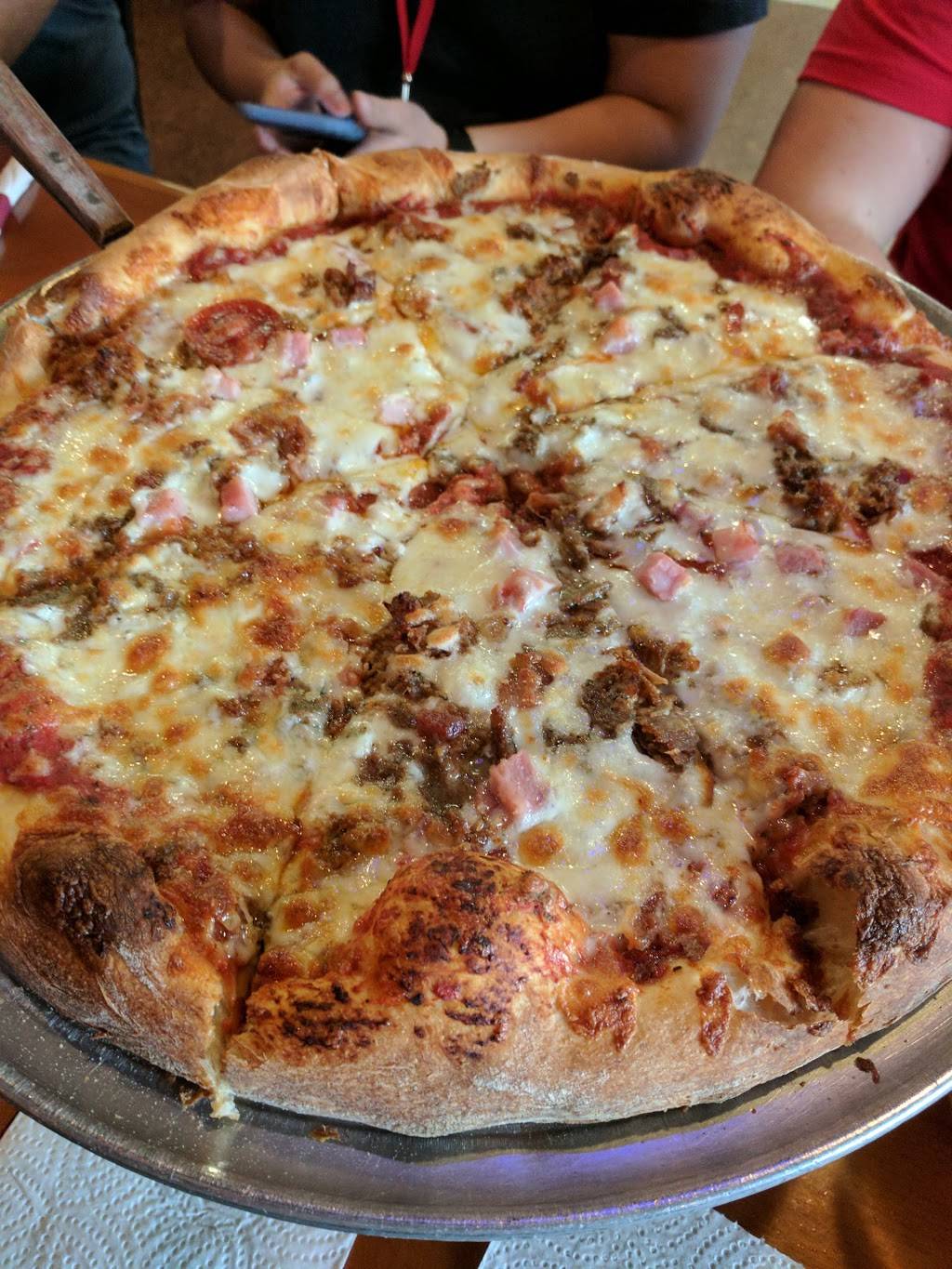 Broomelli Boys Pizzeria | restaurant | 760 Scranton Rd #101, Brunswick, GA 31525, USA | 9122677075 OR +1 912-267-7075