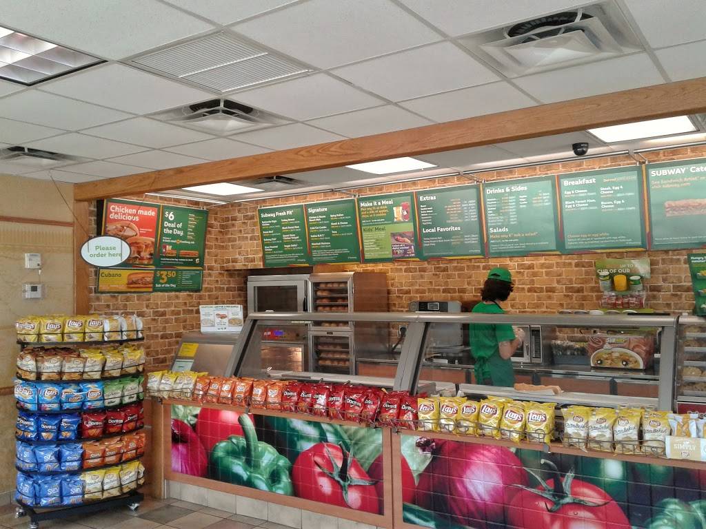 Subway | restaurant | 11506 Quail Roost Dr, Miami, FL 33157, USA | 3052553090 OR +1 305-255-3090