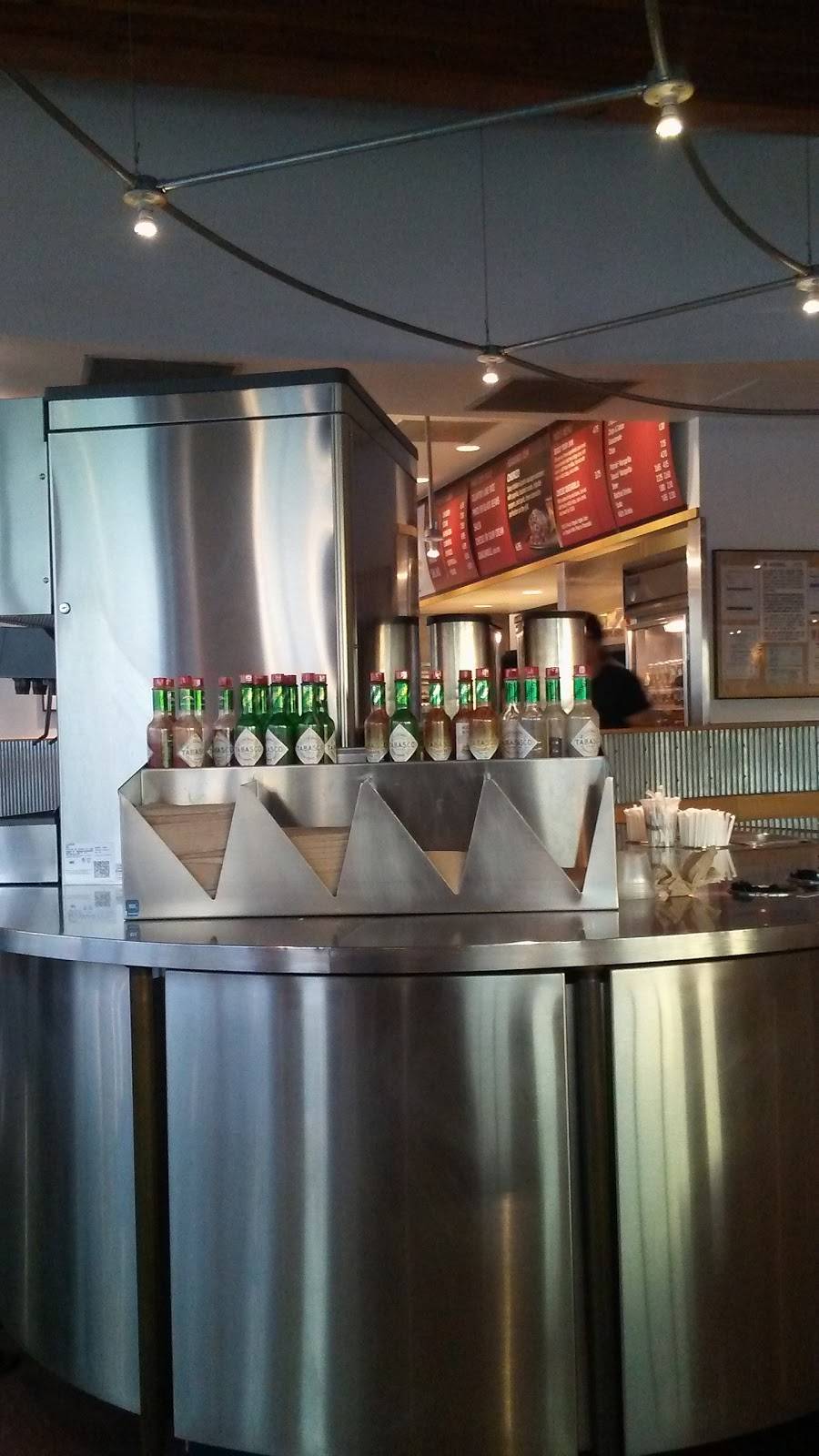 Chipotle Mexican Grill | restaurant | 5988 Dahlia St, Commerce City, CO 80022, USA | 3032279466 OR +1 303-227-9466