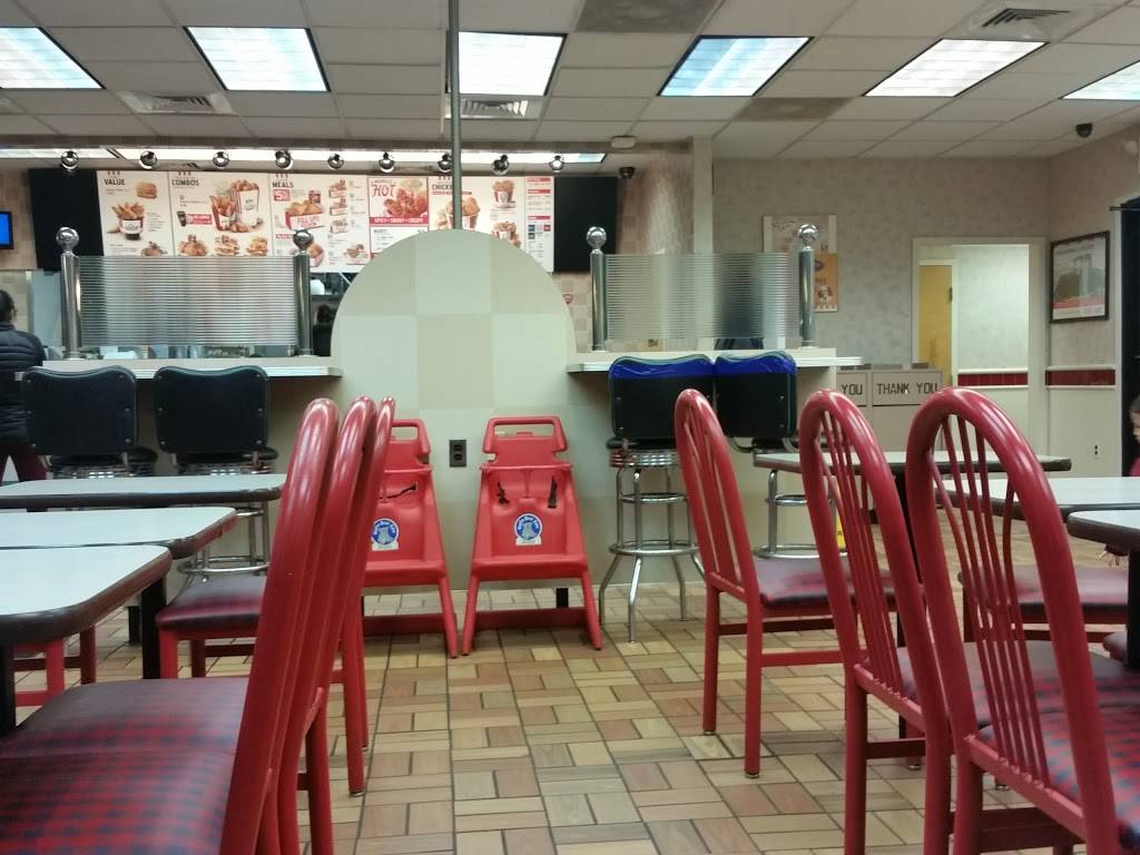 KFC | restaurant | 13962 Lee Jackson Memorial Hwy, Chantilly, VA 20151, USA | 7033788786 OR +1 703-378-8786