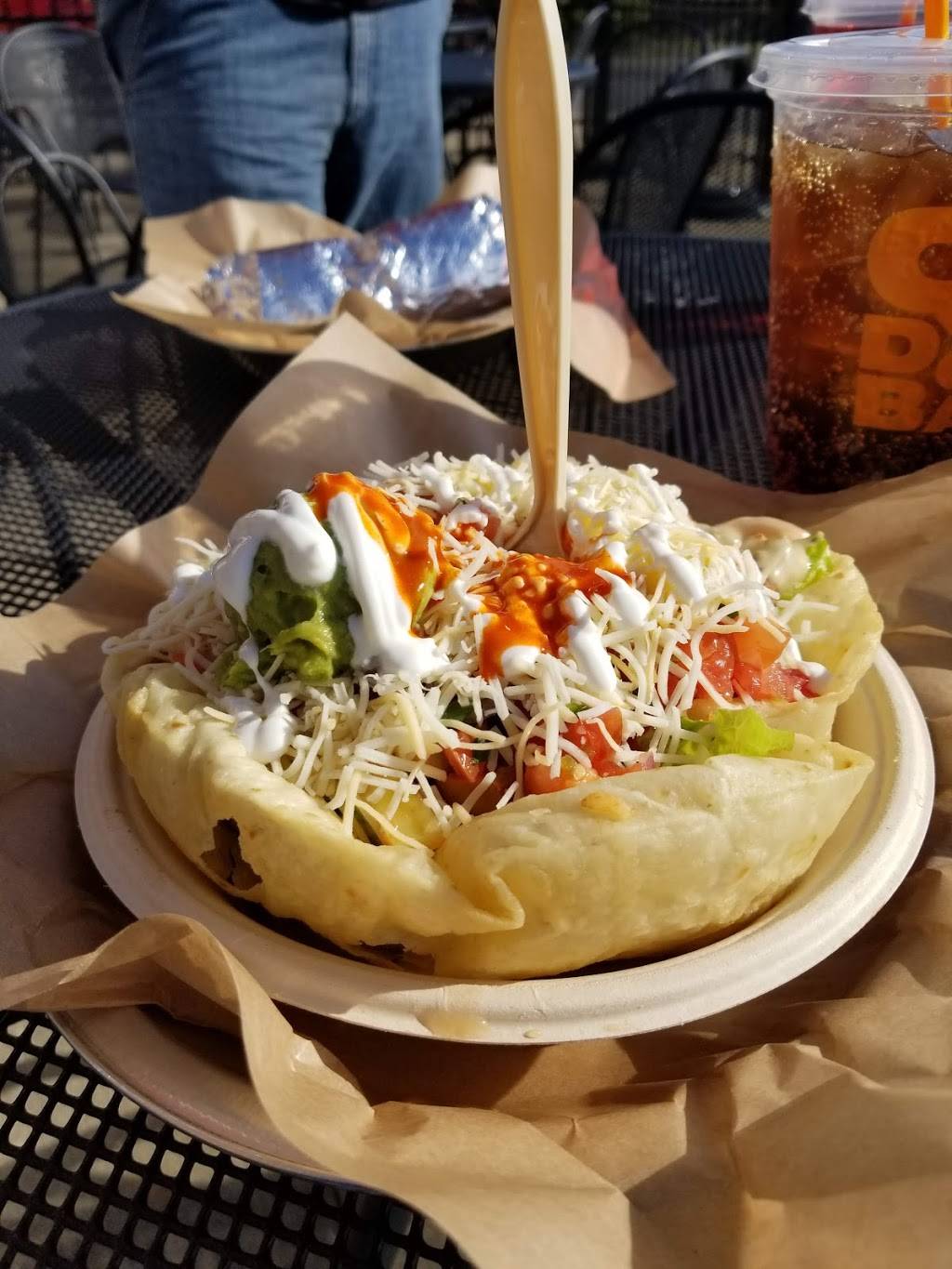 QDOBA Mexican Eats | restaurant | 100 Galleria Plaza, Beckley, WV 25801, USA | 3048948961 OR +1 304-894-8961