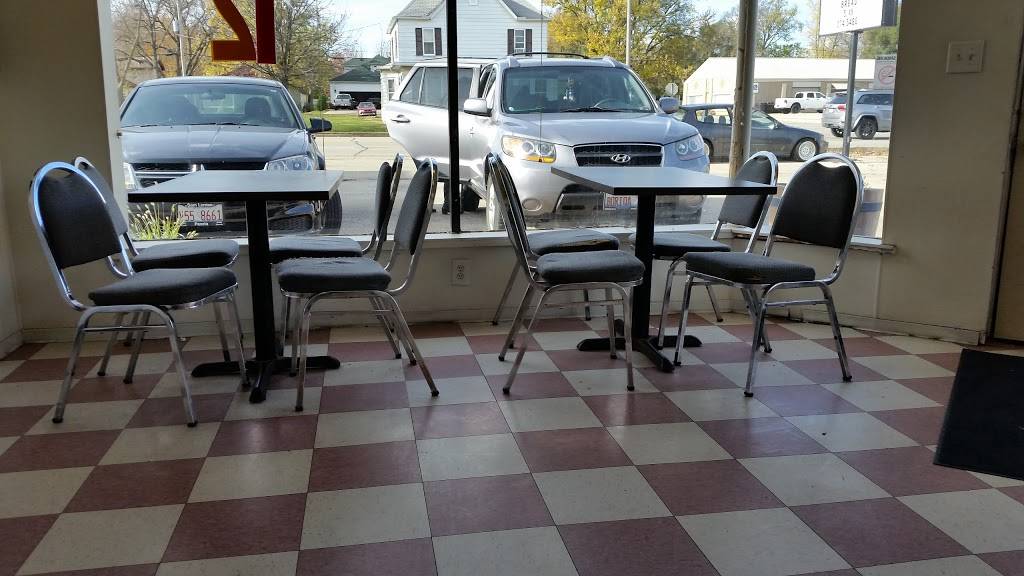 LaGondola Spaghetti House | restaurant | 1122 N 4th St, Chillicothe, IL 61523, USA | 3092745488 OR +1 309-274-5488