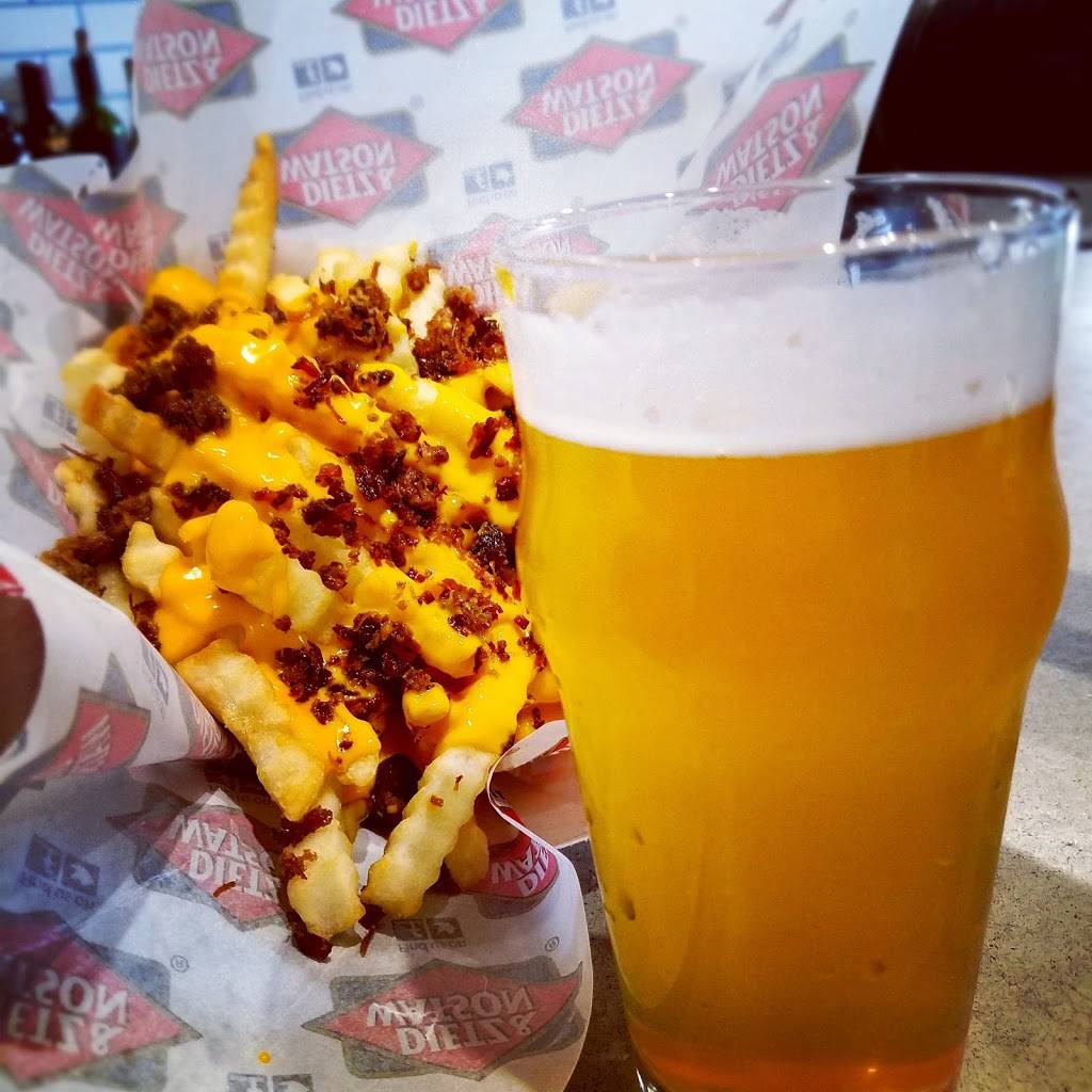 Hoagies and Hops | restaurant | 4155 Boulevard Pl, Indianapolis, IN 46208, USA | 3174265731 OR +1 317-426-5731