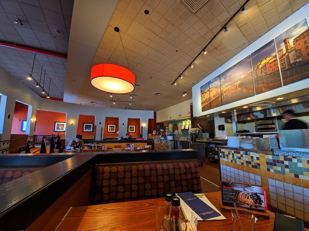 Bertuccis Italian Restaurant | restaurant | 5 Cambridgepark Dr, Cambridge, MA 02140, USA | 6178762200 OR +1 617-876-2200