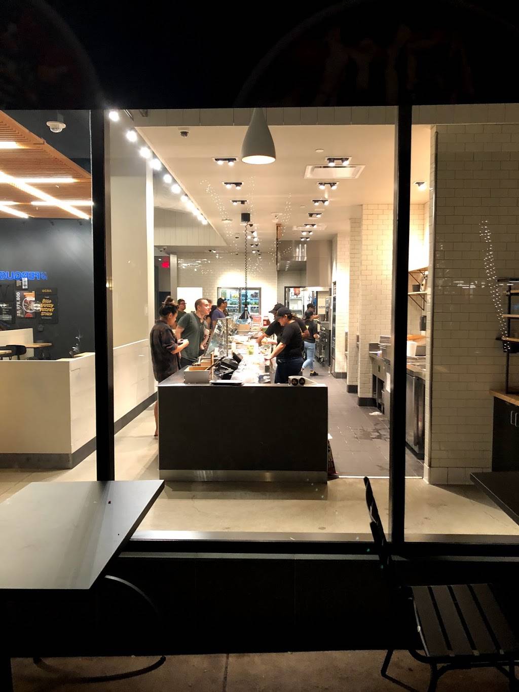 CAVA | restaurant | 345 S Lake Ave, Pasadena, CA 91101, USA | 6263898775 OR +1 626-389-8775