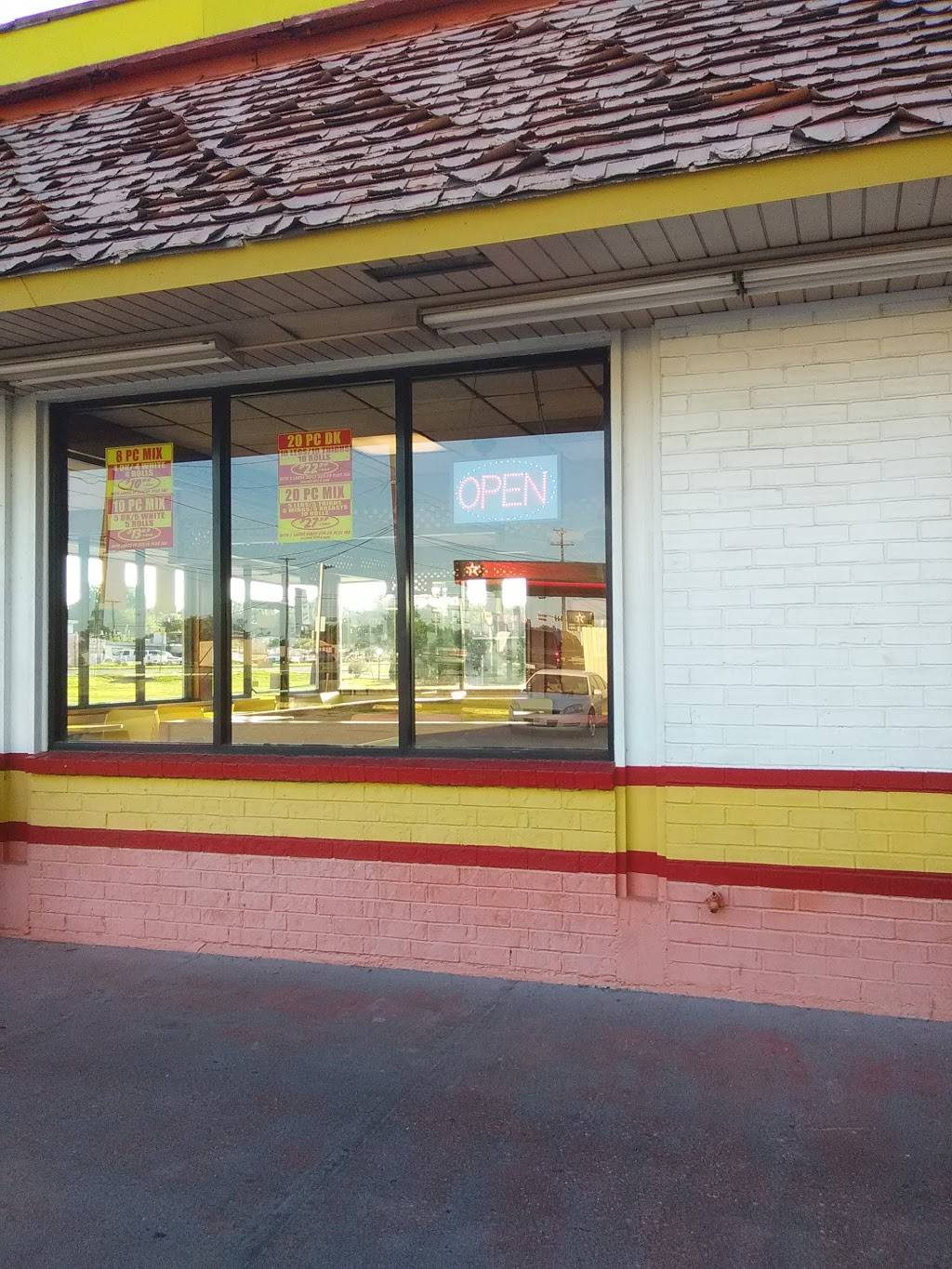 Williams Chicken | restaurant | 2909 E Illinois Ave, Dallas, TX 75216, USA | 2143725157 OR +1 214-372-5157