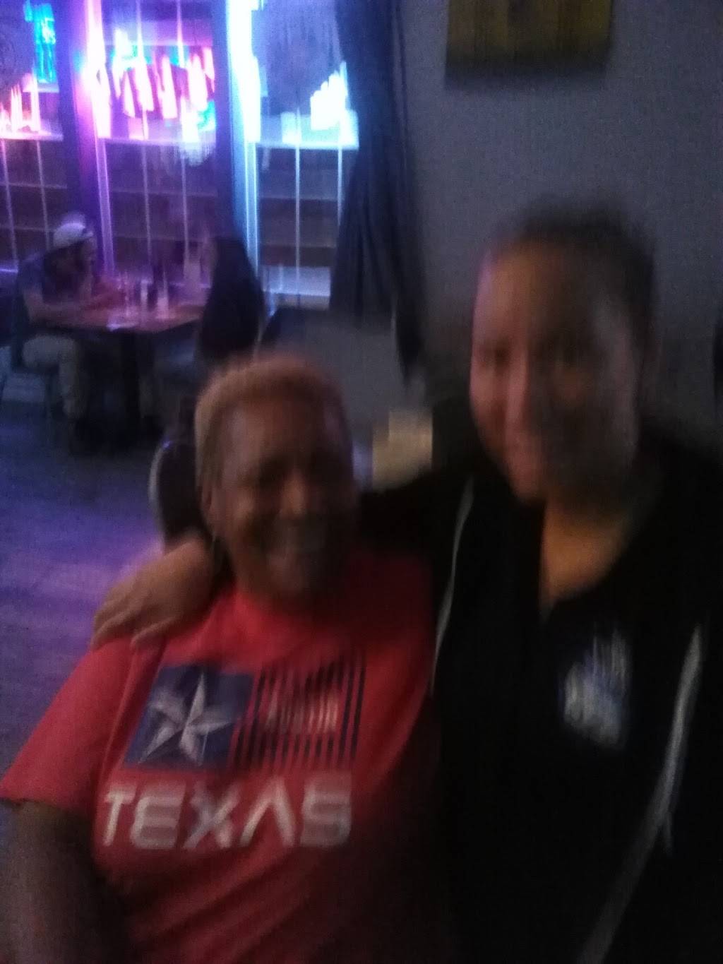 The Corner Bar & Grill | restaurant | 523 Delaware Ave, Kingston, NY 12401, USA | 8453382759 OR +1 845-338-2759