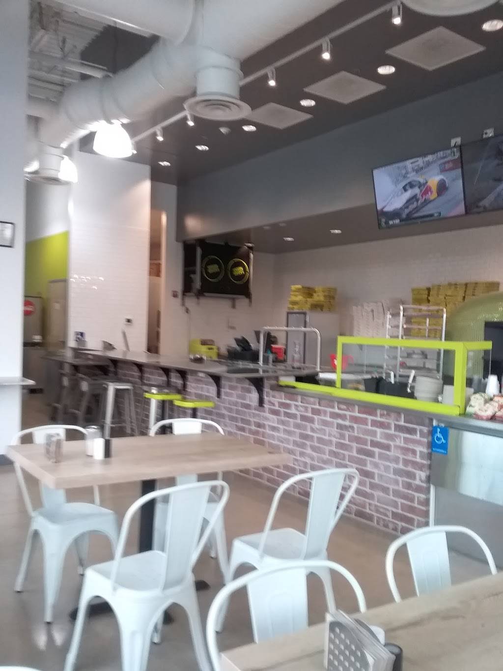 Urban Bricks | restaurant | 7170 W 159th St, Orland Park, IL 60462, USA | 7084384646 OR +1 708-438-4646