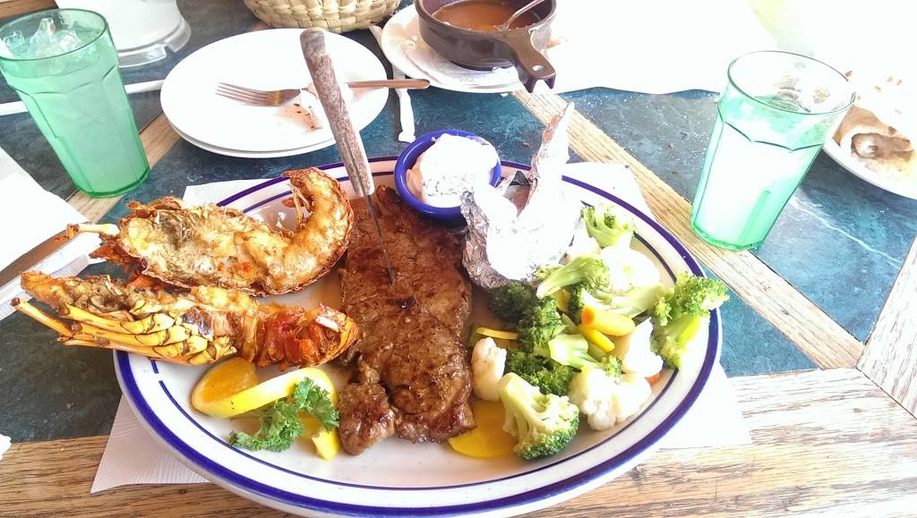 Restaurant-bar Playa Delfin | restaurant | Paseo del mar 13, Rosarito, 22710 Puerto Nuevo, B.C., Mexico | 016616140884 OR +52 661 614 0884