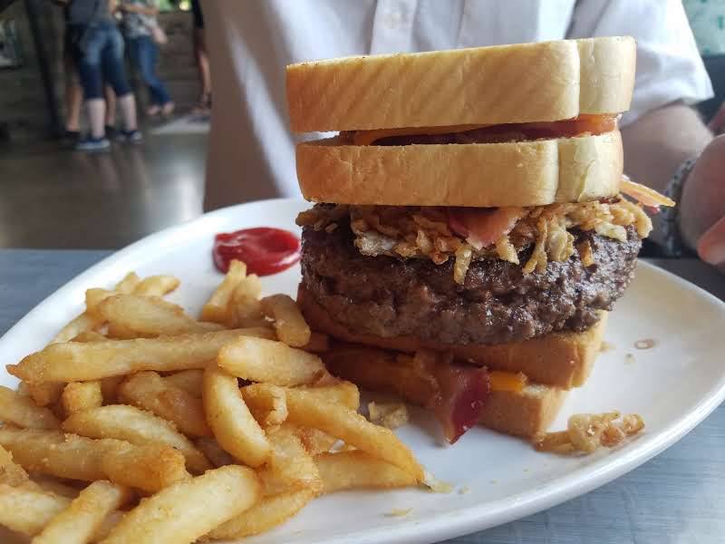 Station 34 | restaurant | 34 S Main St, Mt Prospect, IL 60056, USA | 8478731230 OR +1 847-873-1230