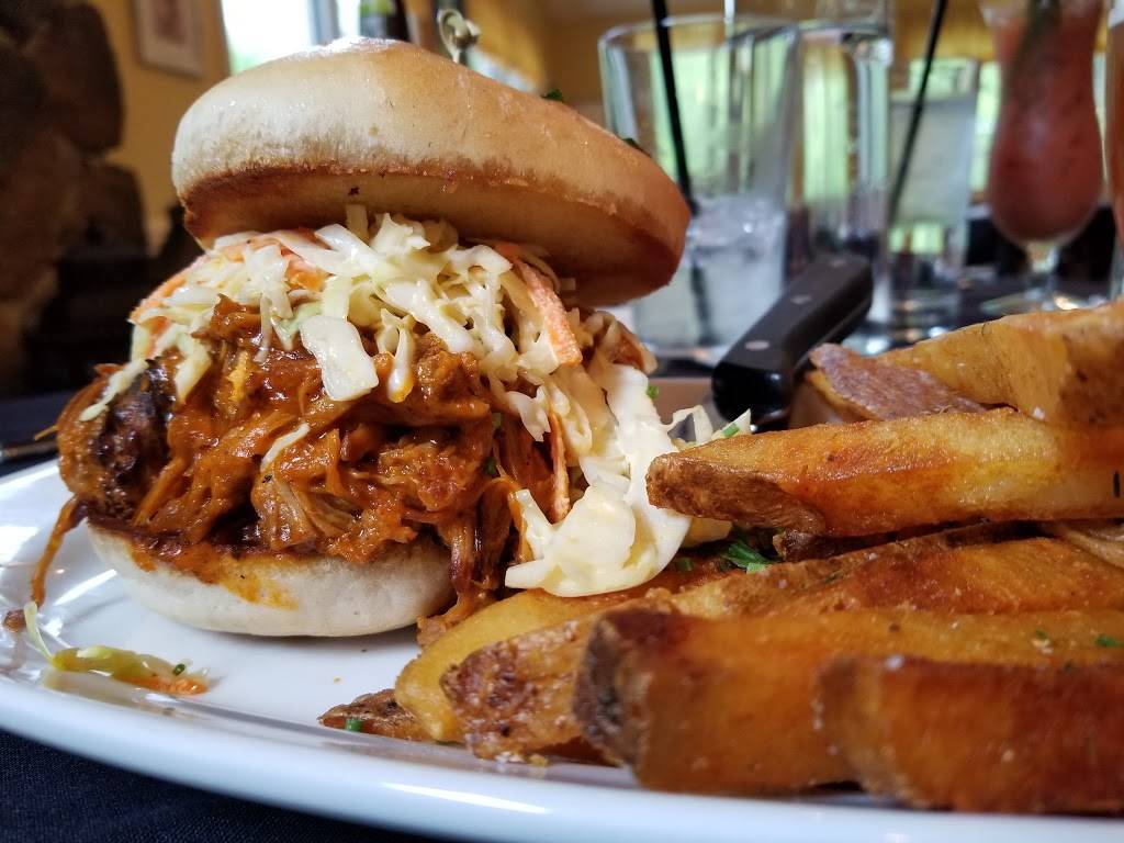 The Red Oak Restaurant | restaurant | 4410 200th Ave, Bristol, WI 53104, USA | 2628578588 OR +1 262-857-8588