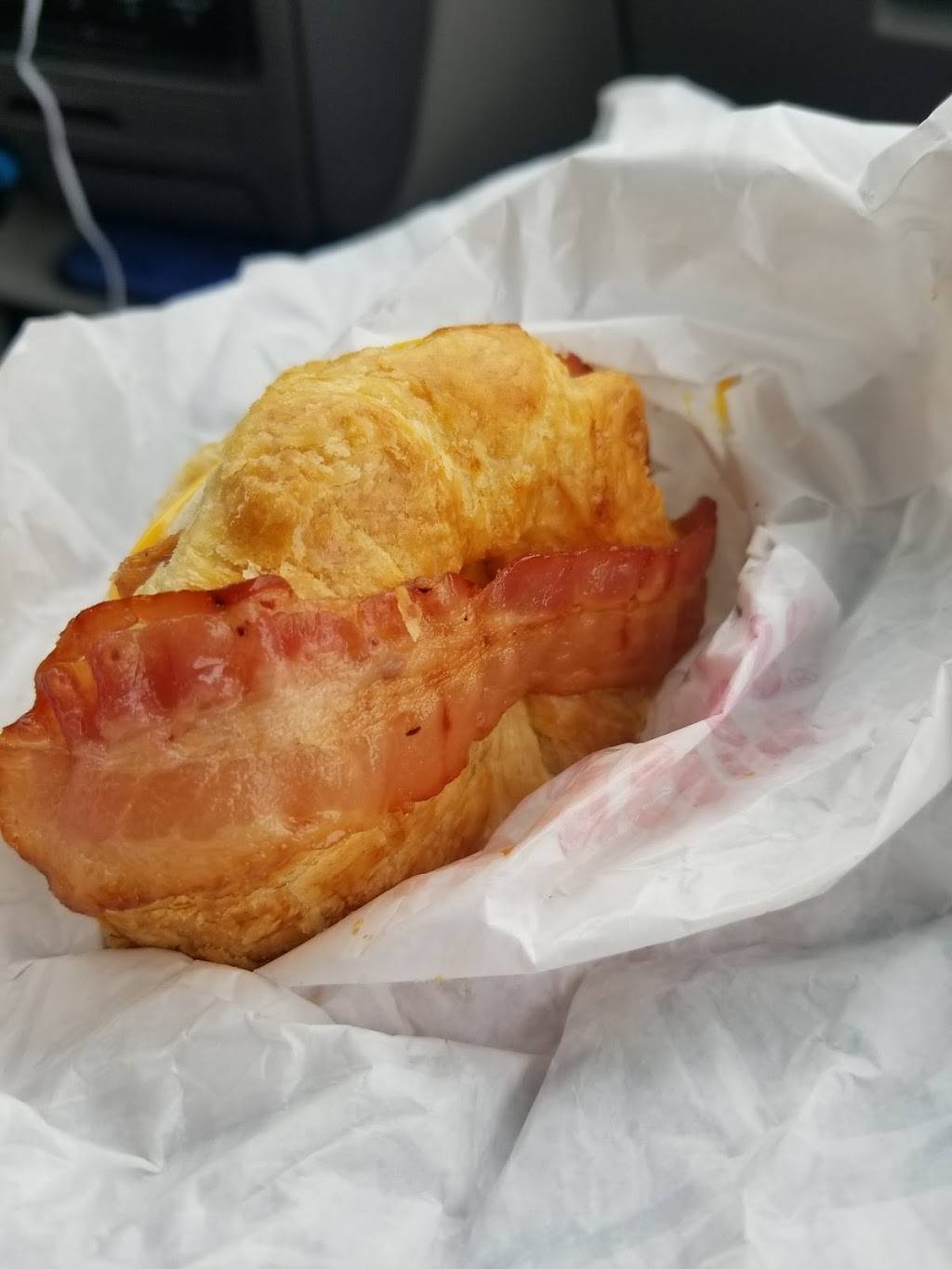 Dunkin Donuts | cafe | 3347 W North Ave, Chicago, IL 60647, USA | 7734867974 OR +1 773-486-7974