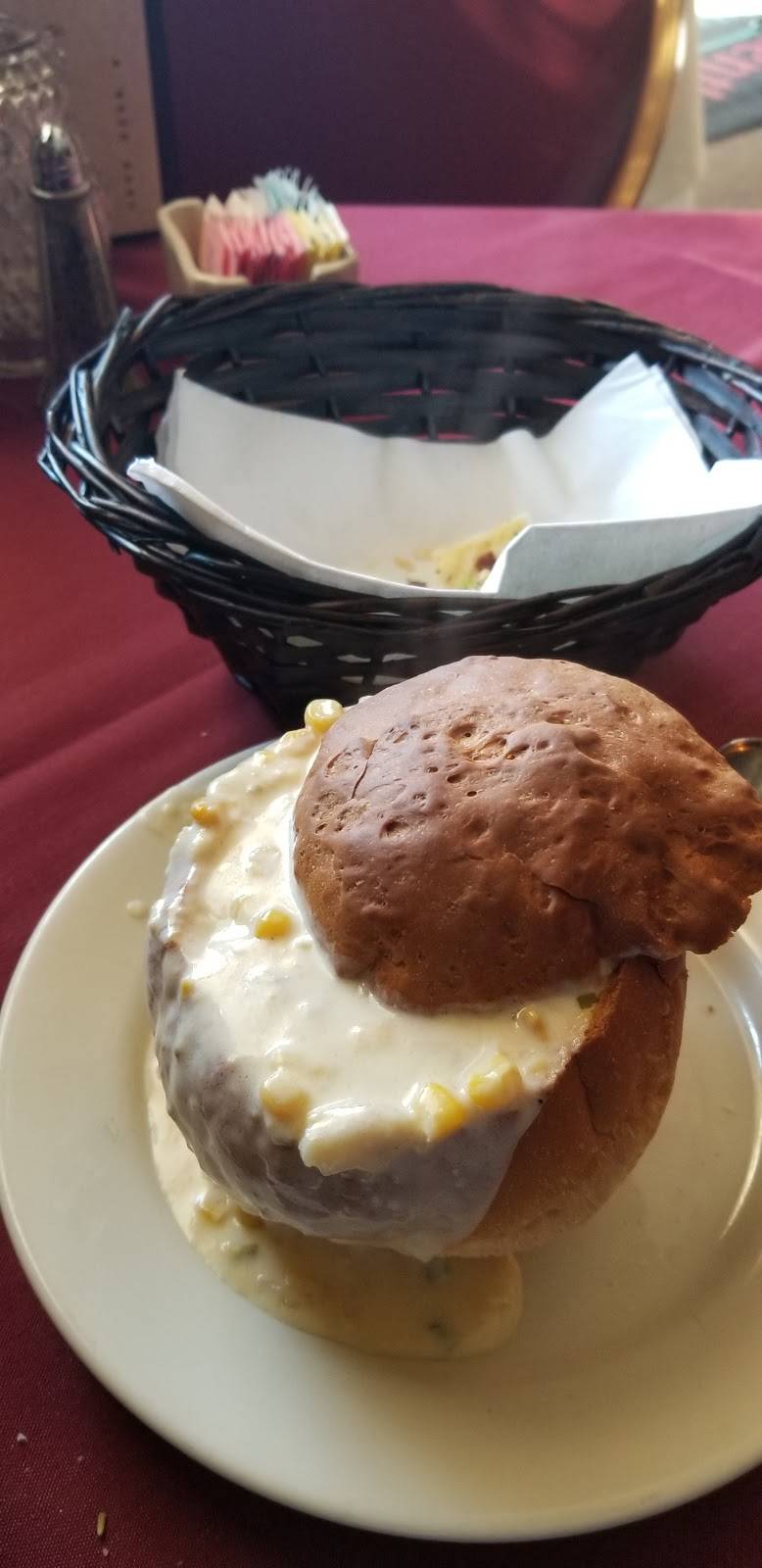 Vincents Italian Cuisine | restaurant | 7839 St Charles Ave, New Orleans, LA 70118, USA | 5048669313 OR +1 504-866-9313