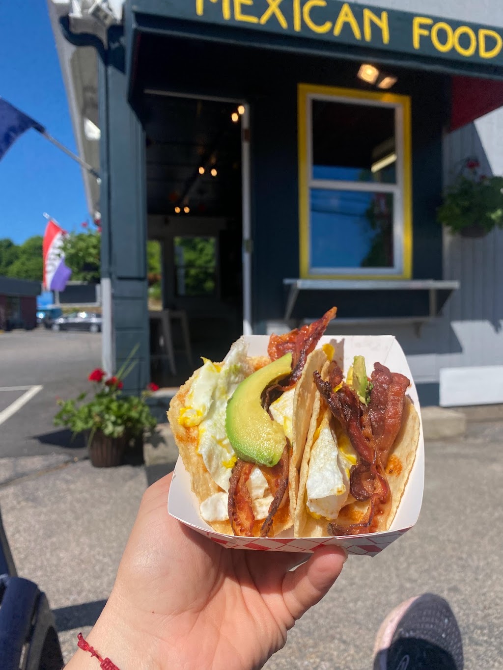 Maiz | restaurant | 58 High St, South Kingstown, RI 02879, USA | 4015411396 OR +1 401-541-1396