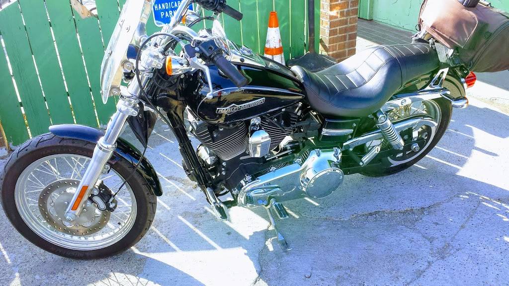 Bailey pub & grub | restaurant | 918 E Euclid Ave, Des Moines, IA 50316, USA | 5152666560 OR +1 515-266-6560