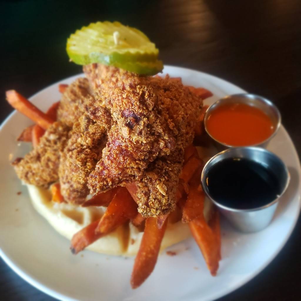 Tavern in the Square Wrentham | restaurant | 1 Premium Outlet Blvd, Suite 252, Wrentham, MA 02093, USA | 7743079900 OR +1 774-307-9900