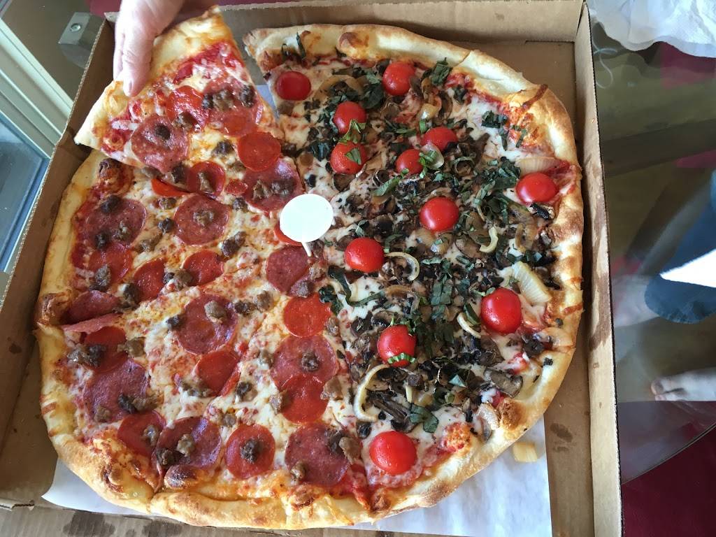 Marcellos Pizza | meal delivery | 420 Castro St, San Francisco, CA 94114, USA | 4158633900 OR +1 415-863-3900