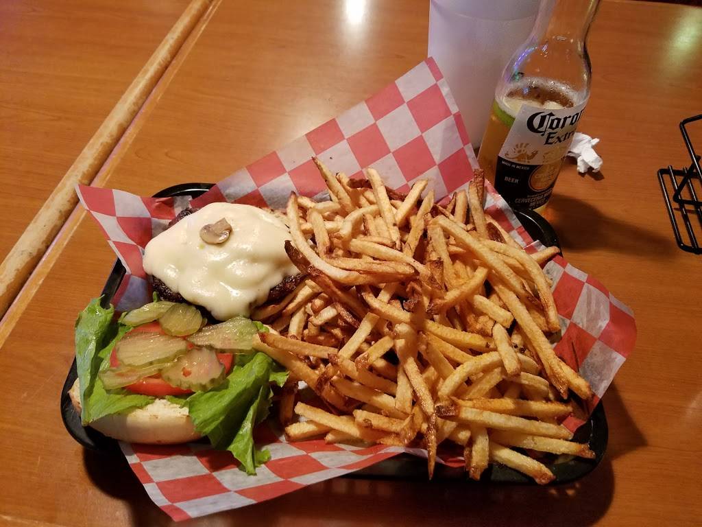 Broneys Alumni Grill | restaurant | 7 W Carpenter St, Athens, OH 45701, USA | 7405925900 OR +1 740-592-5900