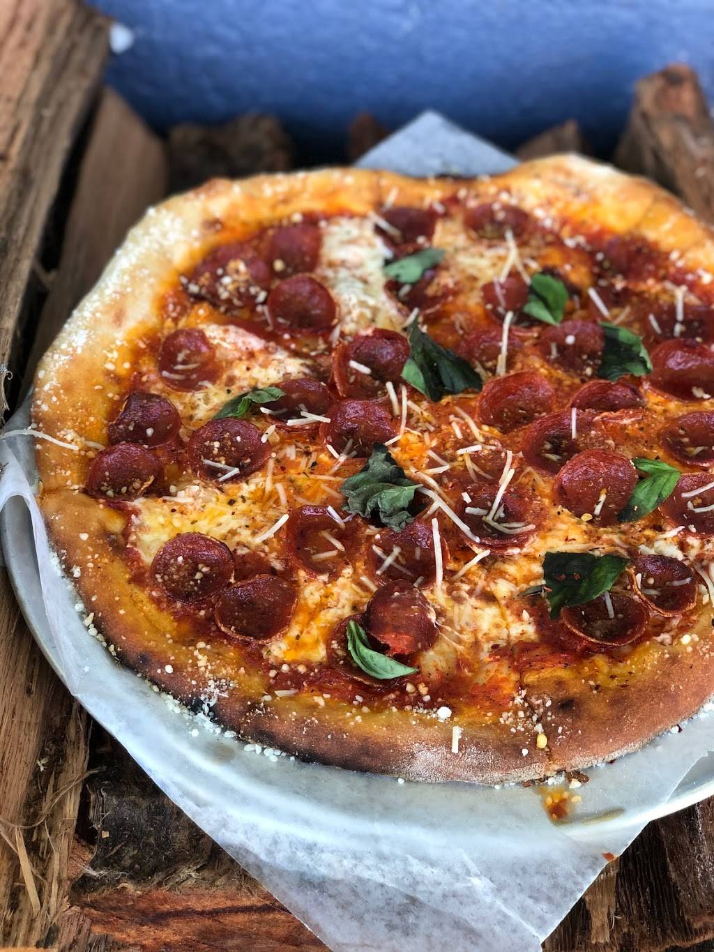 Oak Flame Pizza | restaurant | 212 W 1st St, Sanford, FL 32771, USA | 4075596026 OR +1 407-559-6026