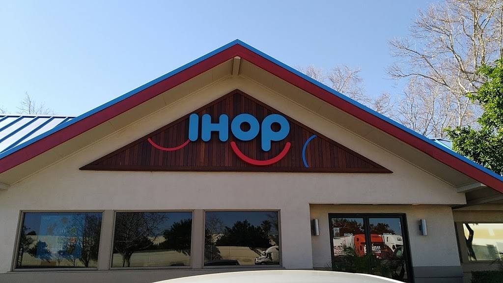 IHOP | restaurant | 2285 S Archibald Ave, Ontario, CA 91761, USA | 9099306760 OR +1 909-930-6760