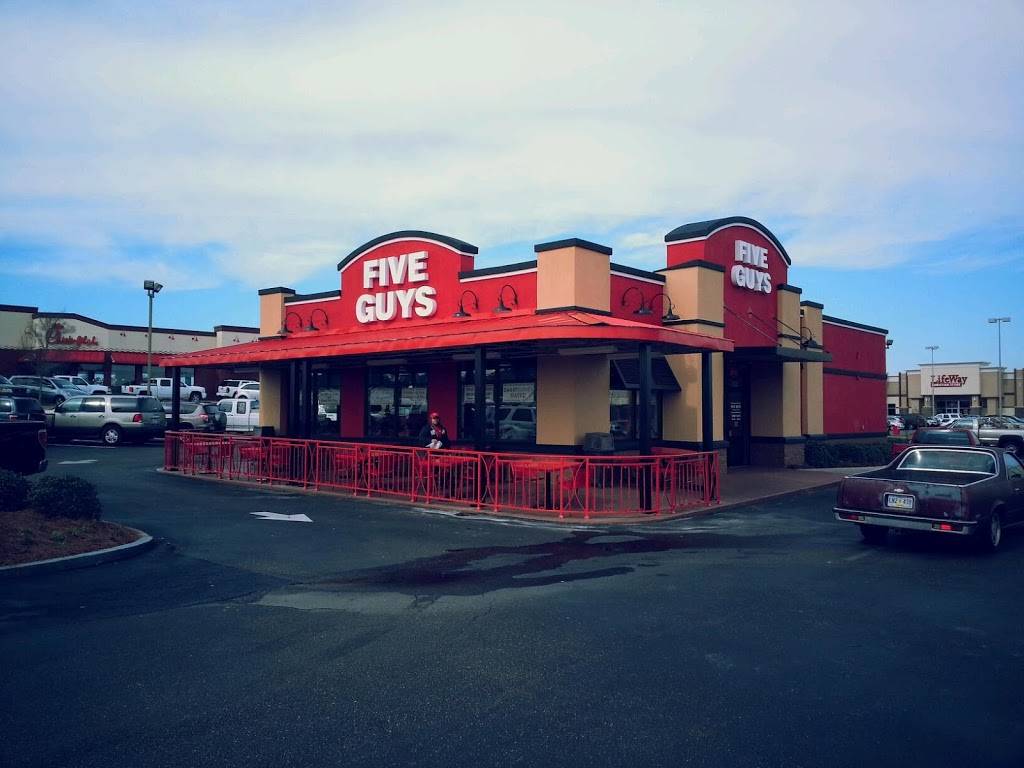 Five Guys | meal takeaway | 6095 US-98, Hattiesburg, MS 39402, USA | 6012685557 OR +1 601-268-5557