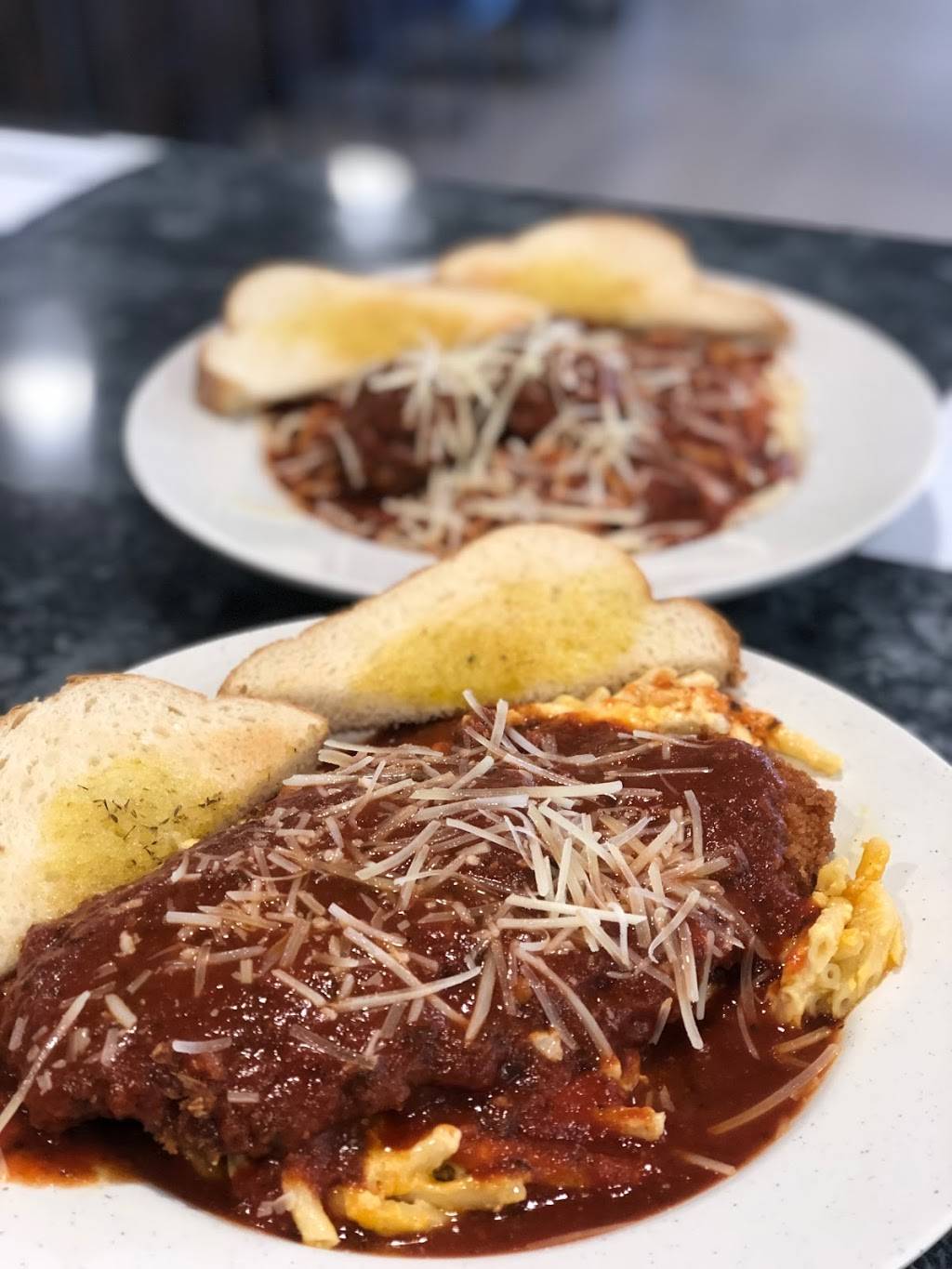 Huey Ps Pizzeria and Daiquiris | meal delivery | 7801 E St Bernard Hwy ste a, Violet, LA 70092, USA | 5043022444 OR +1 504-302-2444