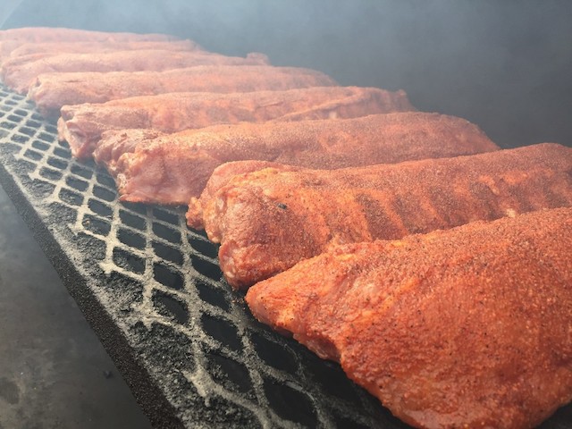 Roll-N Smoke BBQ LLC | restaurant | 108 E Washington St, North Webster, IN 46555, USA | 5745291261 OR +1 574-529-1261