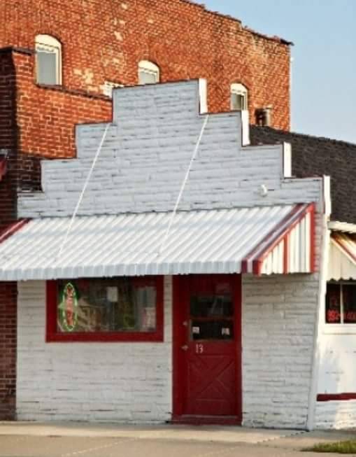 Pittsboro Pizza Shoppe | restaurant | 13 W Main St, Pittsboro, IN 46167, USA | 3178924400 OR +1 317-892-4400