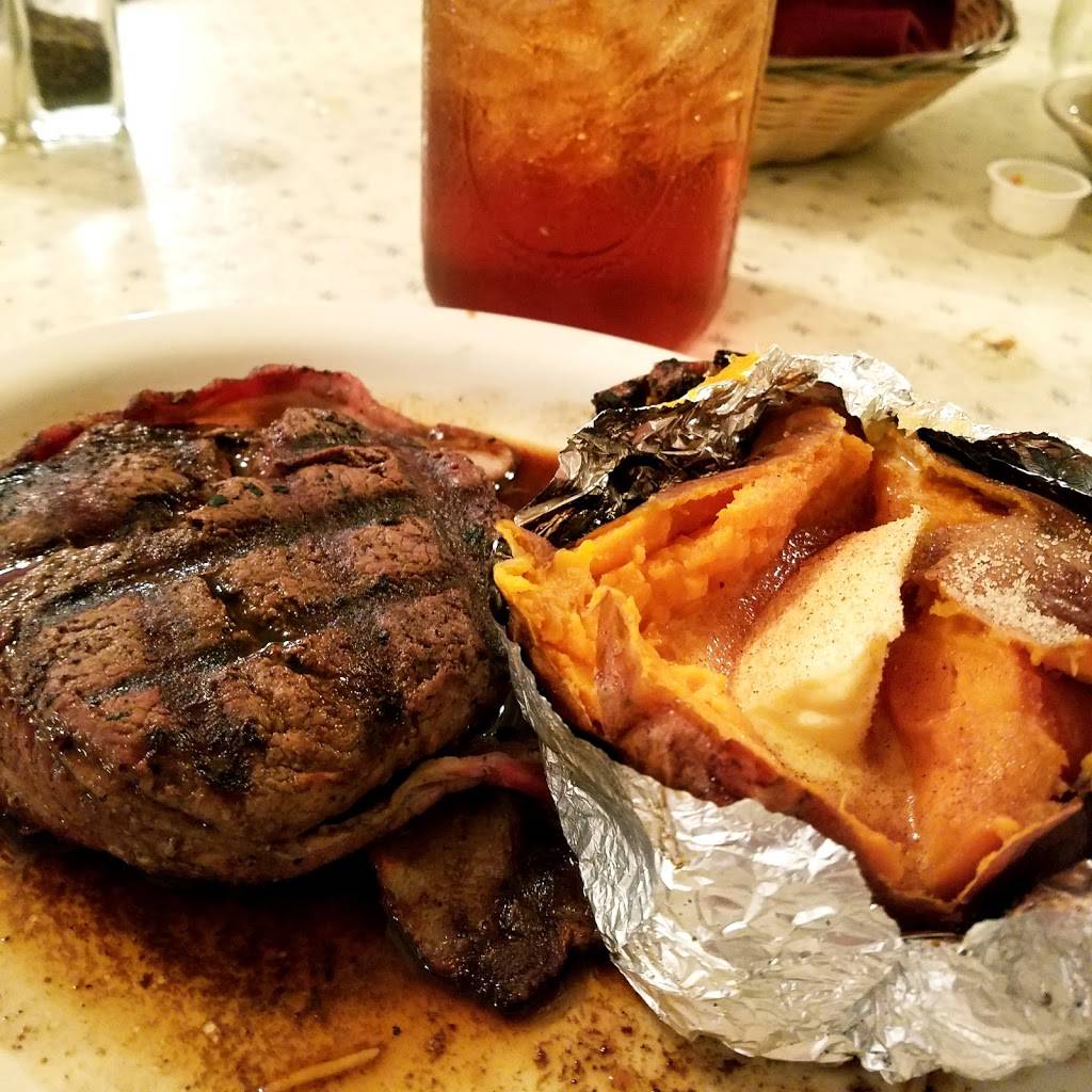 Side Porch Steak House | restaurant | 5689 Stage Rd, Memphis, TN 38134, USA | 9013772484 OR +1 901-377-2484