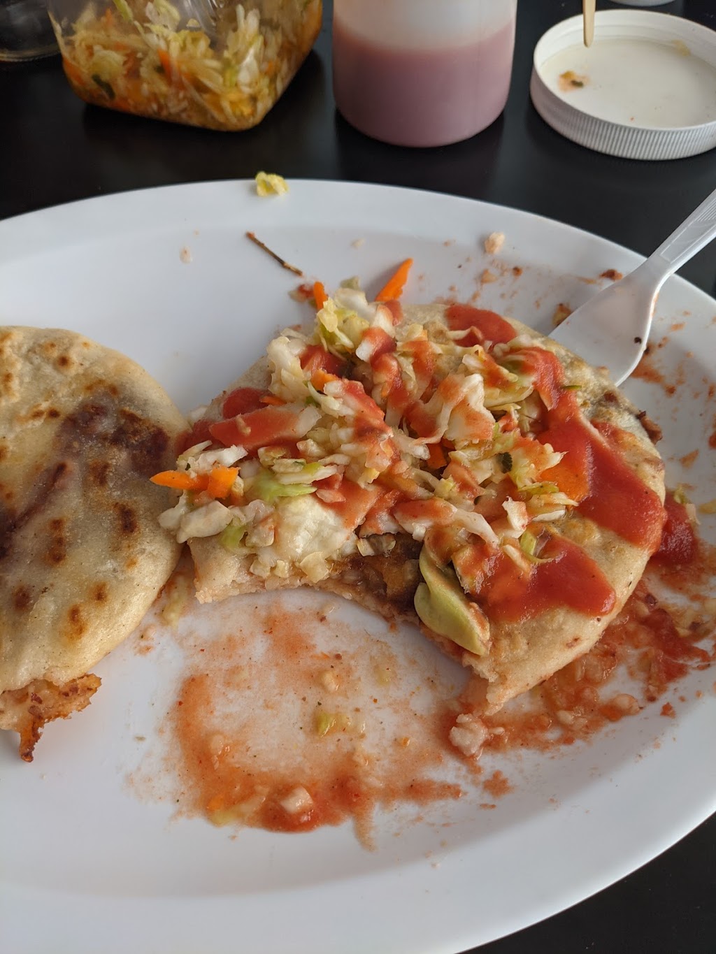 Los Cipotes Salvadorean grill y bakery | restaurant | 2315 E Palmdale Blvd, Palmdale, CA 93550, USA | 6612730494 OR +1 661-273-0494