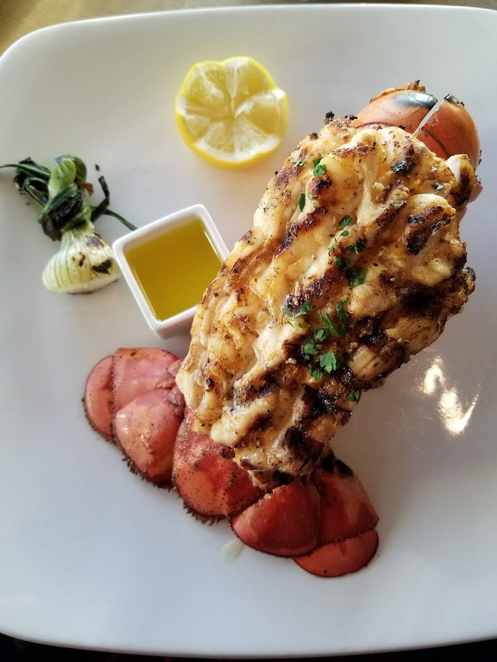 Queensview Steakhouse | restaurant | 435 Shoreline Village Dr, Long Beach, CA 90802, USA | 5624326500 OR +1 562-432-6500