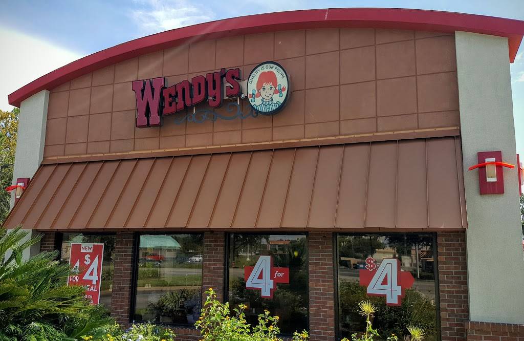 Wendys | restaurant | 164 Altama Connector, Brunswick, GA 31525, USA | 9122670966 OR +1 912-267-0966
