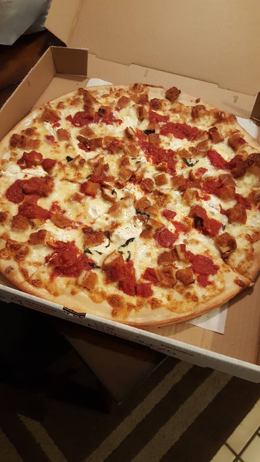 Gisellas Ristorante | restaurant | 4 Starr St, Danbury, CT 06810, USA | 2034566595 OR +1 203-456-6595