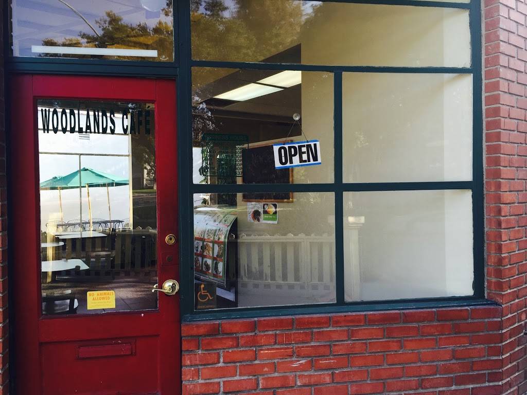 Woodlands Cafe | restaurant | 2527 Cañada Blvd, Glendale, CA 91208, USA | 8185005080 OR +1 818-500-5080