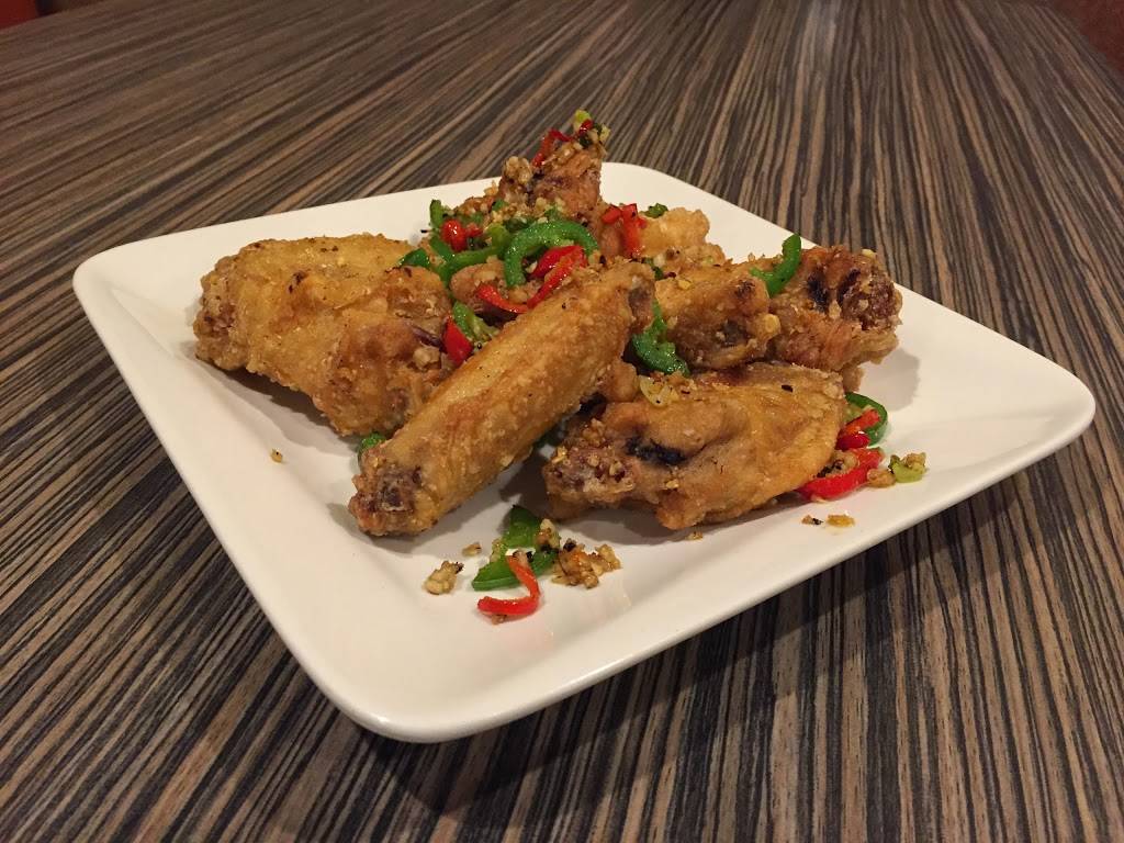 Lucky Chinese Food | restaurant | 9740 Mission Gorge Rd B, Santee, CA 92071, USA | 6195962978 OR +1 619-596-2978