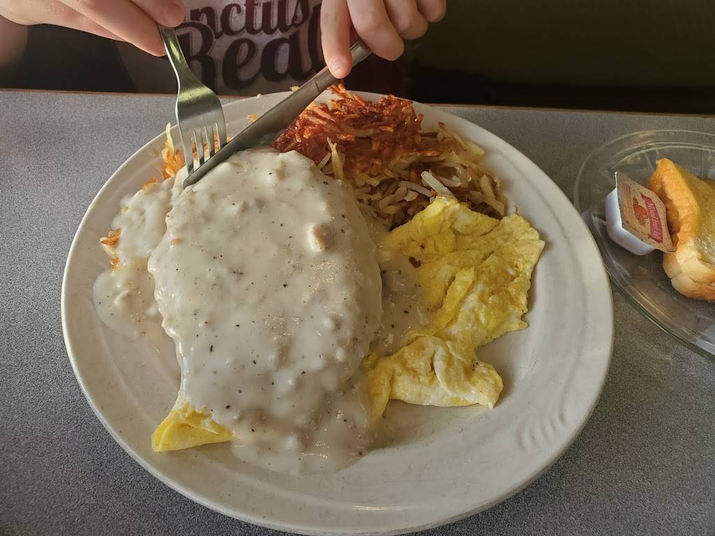 Tammys Billard Airport Café | restaurant | 3600 NE Sardou Ave # 4, Topeka, KS 66616, USA | 7852323669 OR +1 785-232-3669