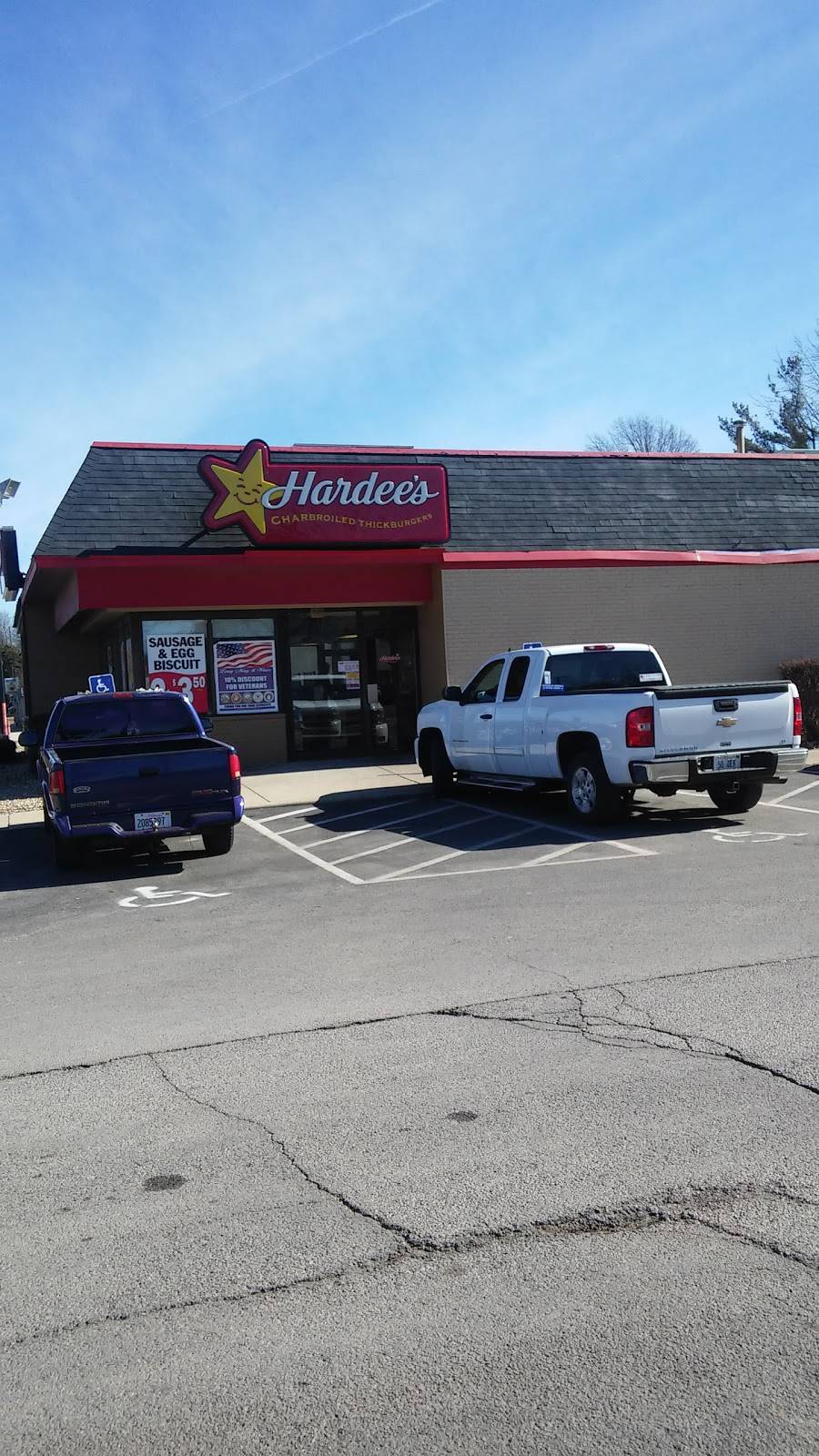 Hardees | restaurant | 539 Woodlawn Rd, Lincoln, IL 62656, USA | 2177326118 OR +1 217-732-6118