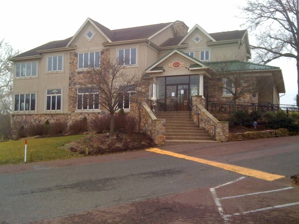 Mainland Grille | restaurant | 2250 Rittenhouse Rd, Harleysville, PA 19438, USA | 2152566192 OR +1 215-256-6192