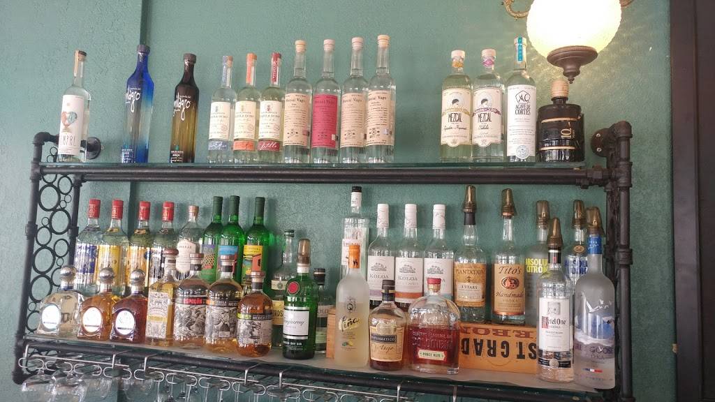 Barrio | restaurant | 740 De Mun Ave, Clayton, MO 63105, USA | 3147250322 OR +1 314-725-0322