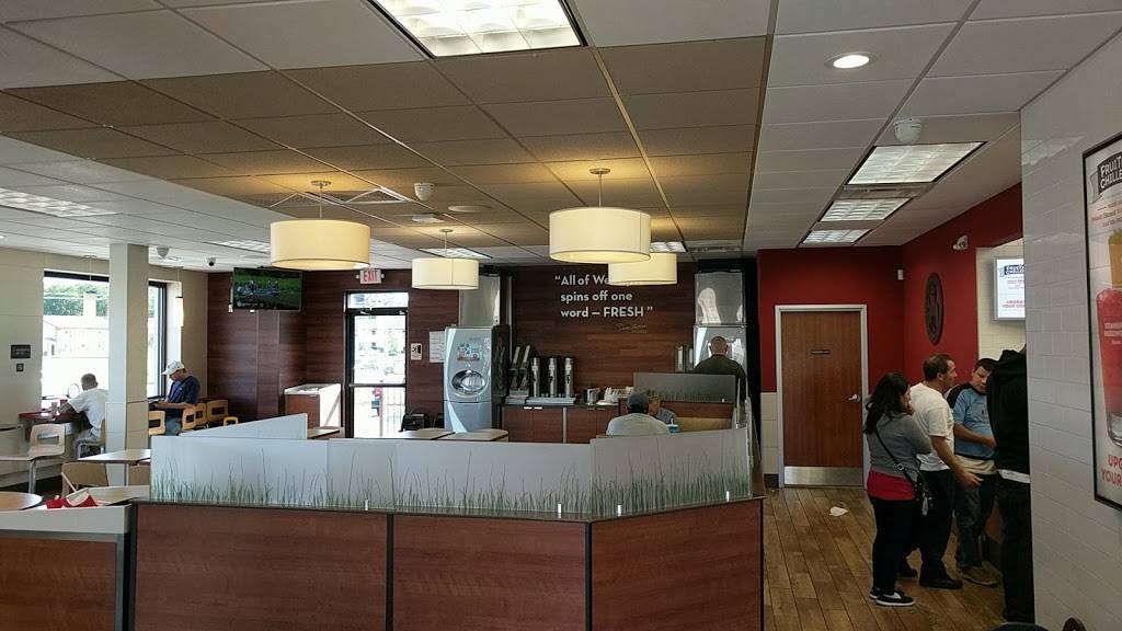 Wendys | restaurant | 300 S Black Horse Pike, Bellmawr, NJ 08031, USA | 8569310025 OR +1 856-931-0025