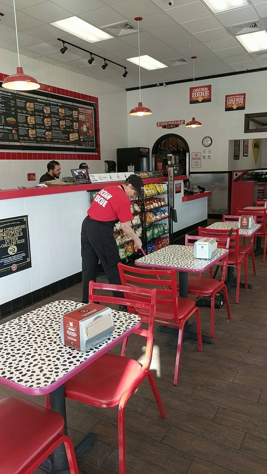 Firehouse Subs Englewood Gateway Center | meal delivery | 1092 S Main St, Englewood, OH 45322, USA | 9377710806 OR +1 937-771-0806