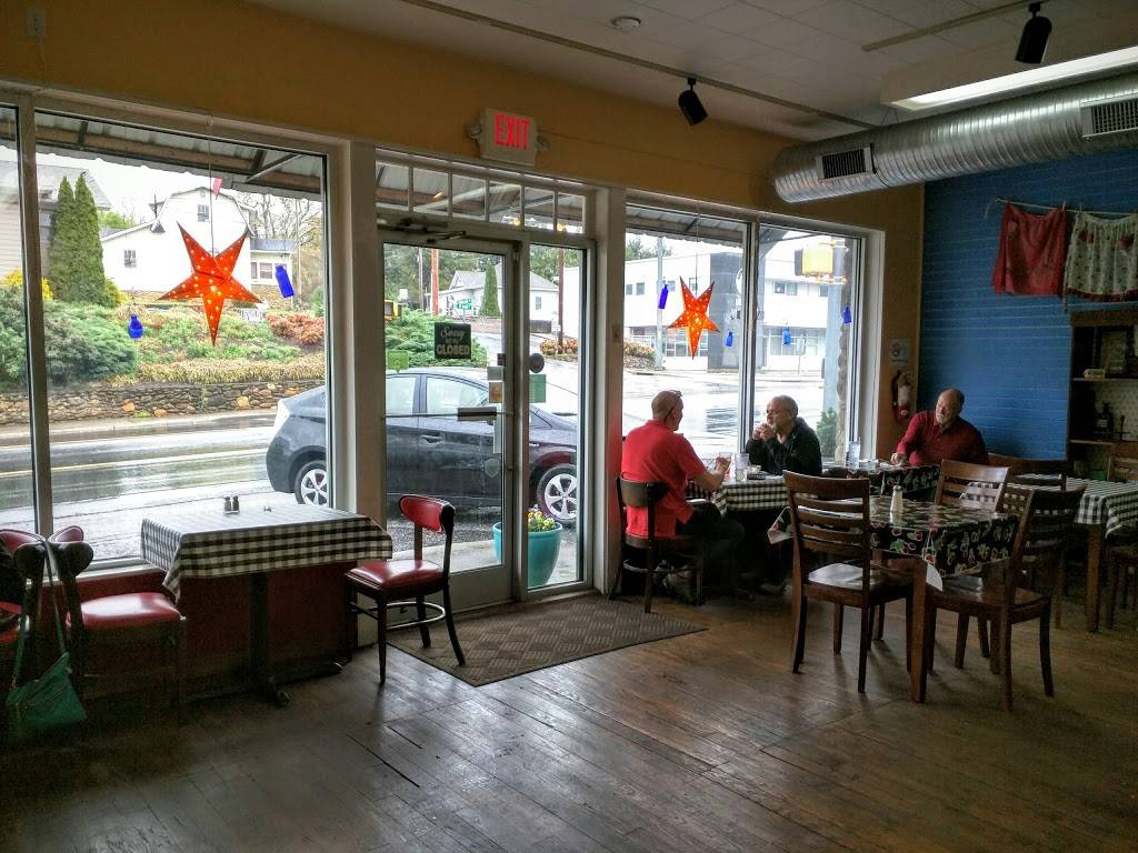 Kaninis Catering | restaurant | 1196 N Main St, Waynesville, NC 28786, USA | 8284525187 OR +1 828-452-5187