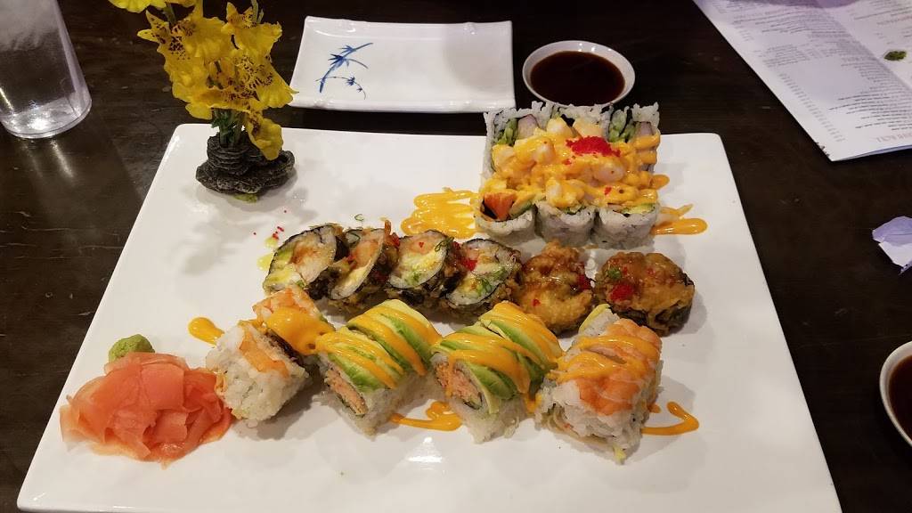 Jin House | restaurant | 2255 Kresge Dr, Amherst, OH 44001, USA | 4402824907 OR +1 440-282-4907