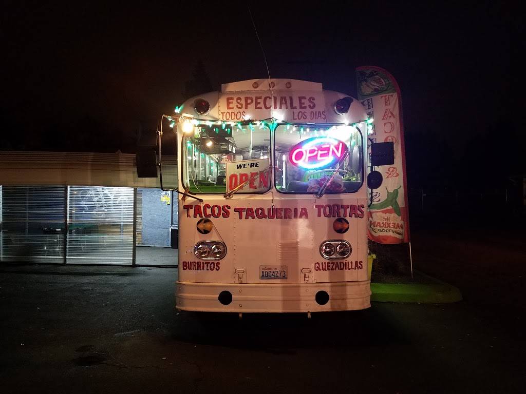 El Rincon | restaurant | 11066 16th Ave SW, Seattle, WA 98146, USA | 2066979284 OR +1 206-697-9284